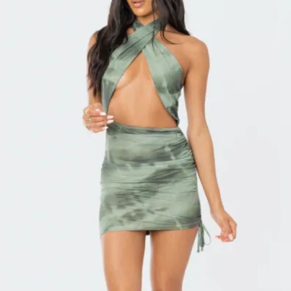 *NWT* Edikted Ivy Printed Mesh Mini Halter Dress